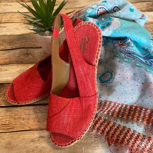 Clark’s Pink Metallic Peep Toe Espadrilles Size 8.5